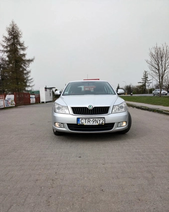 Skoda Octavia cena 17900 przebieg: 314000, rok produkcji 2010 z Toruń małe 79